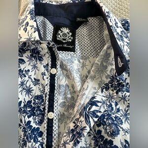Chinese Laundry Men’s White and Blue Floral Short Sleeve Shirt, size L